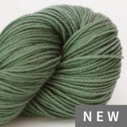 Hey Mama Wolf Ylva plant-dyed 100g Weld-Indigo green